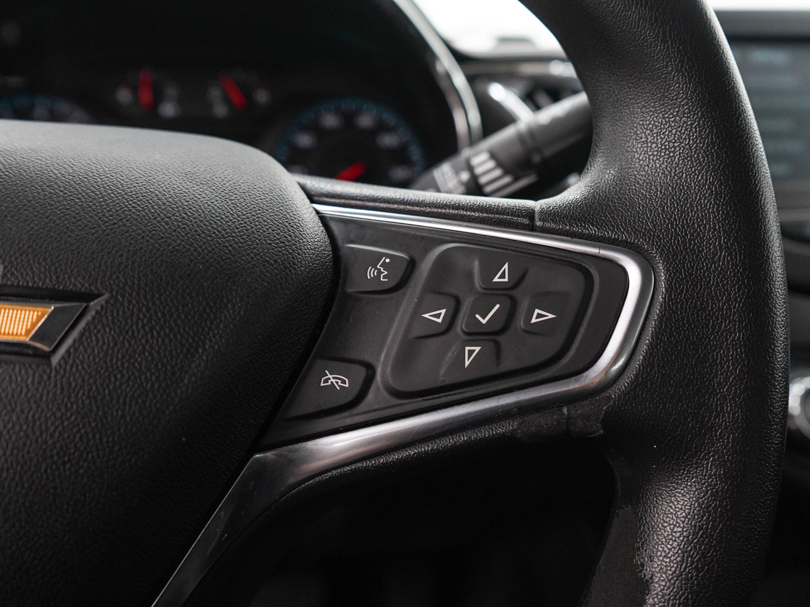 Used 2018 Chevrolet Malibu LT FWD image 24
