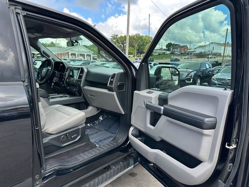 Used 2016 Ford F150 XLT w/ Equipment Group 302A Luxury RWD image 22