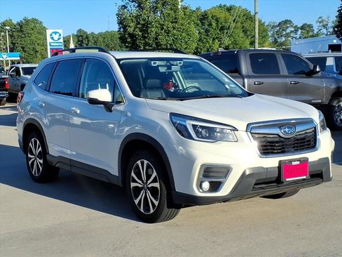 Used 2021 Subaru Forester Limited AWD/4WD image 1