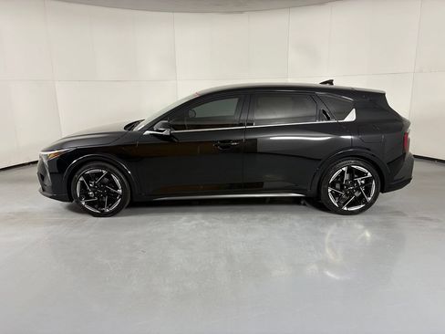 New 2026 Kia K4 GT-Line FWD image 5