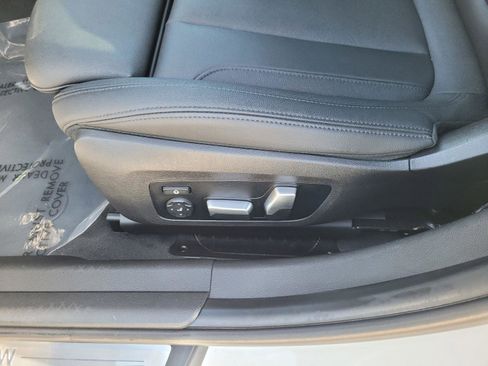 Used 2020 BMW 330i Sedan w/ Convenience Package image 22