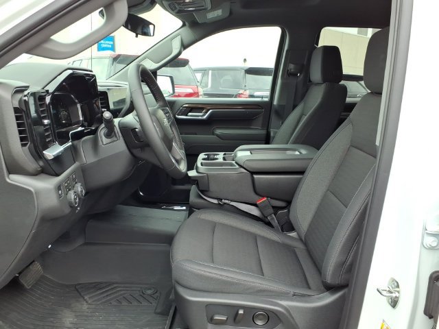 New 2026 Chevrolet Silverado 1500 RST AWD/4WD image 18