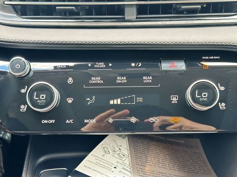 Certified 2026 INFINITI QX60 Luxe w/ Cargo Package FWD image 17