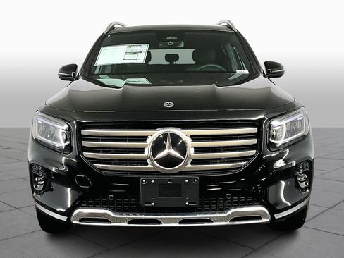 New 2026 Mercedes-Benz GLB 250 image 3