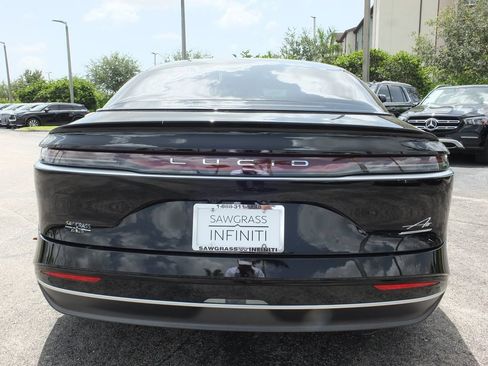 Used 2024 Lucid Air Touring AWD/4WD image 10