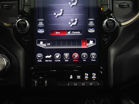 Used 2019 RAM 1500 Sport w/ Level 2 Equipment Group AWD/4WD image 17
