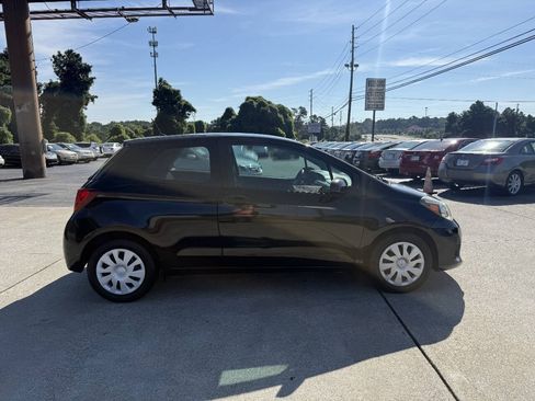 Used 2015 Toyota Yaris L FWD image 8