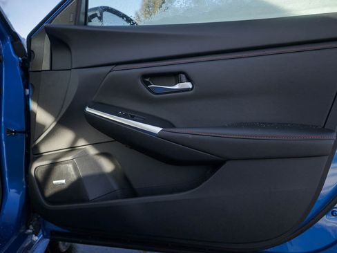 New 2025 Nissan Sentra SR w/ SR Premium Package image 8