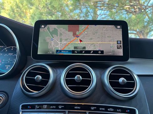 Used 2021 Mercedes-Benz GLC 43 AMG 4MATIC image 27