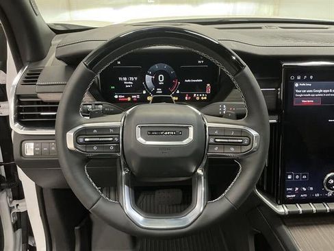 New 2026 GMC Acadia Denali w/ Super Cruise Package AWD/4WD image 39