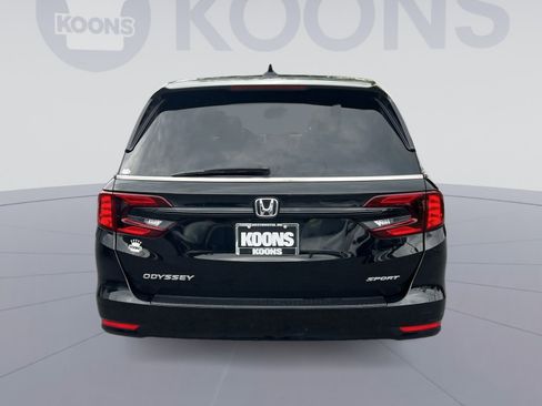 Used 2023 Honda Odyssey Sport image 5