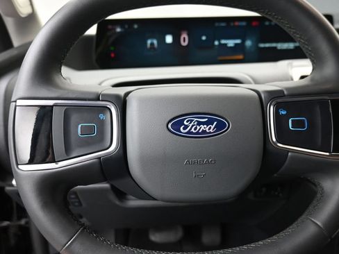 Used 2025 Ford Expedition Max Active AWD/4WD image 20