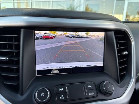 Certified 2023 GMC Acadia SLE FWD image 19