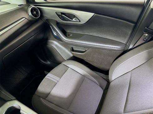 Certified 2024 Chevrolet Blazer LT w/ Convenience Package image 20