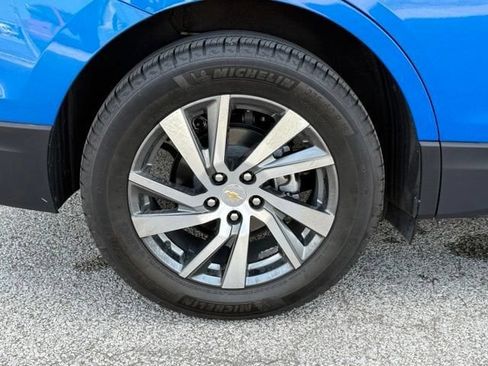Certified 2024 Chevrolet Equinox LT FWD image 9