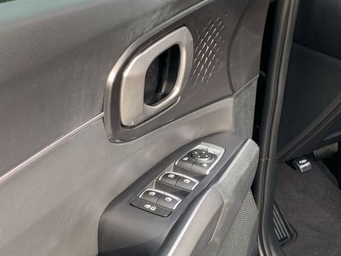 Used 2022 Kia Sorento S w/ Panoramic Sunroof Package image 15