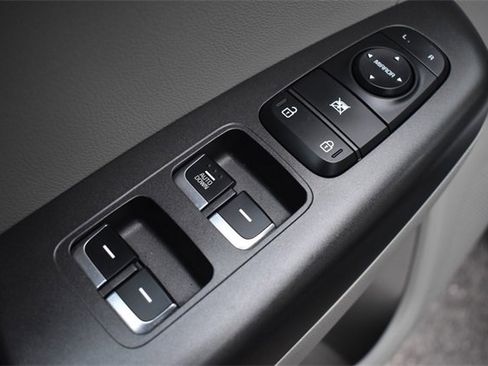 Certified 2020 Kia Sportage LX image 19