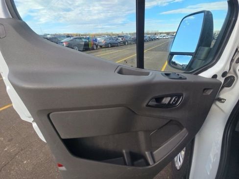Used 2023 Ford Transit 350 XLT image 13