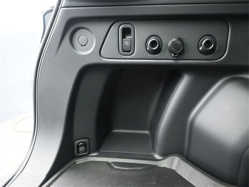 Certified 2025 Subaru Forester Touring w/ Popular Package - Touring image 25