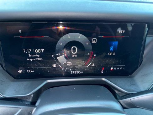 Used 2025 GMC Acadia Elevation FWD image 19