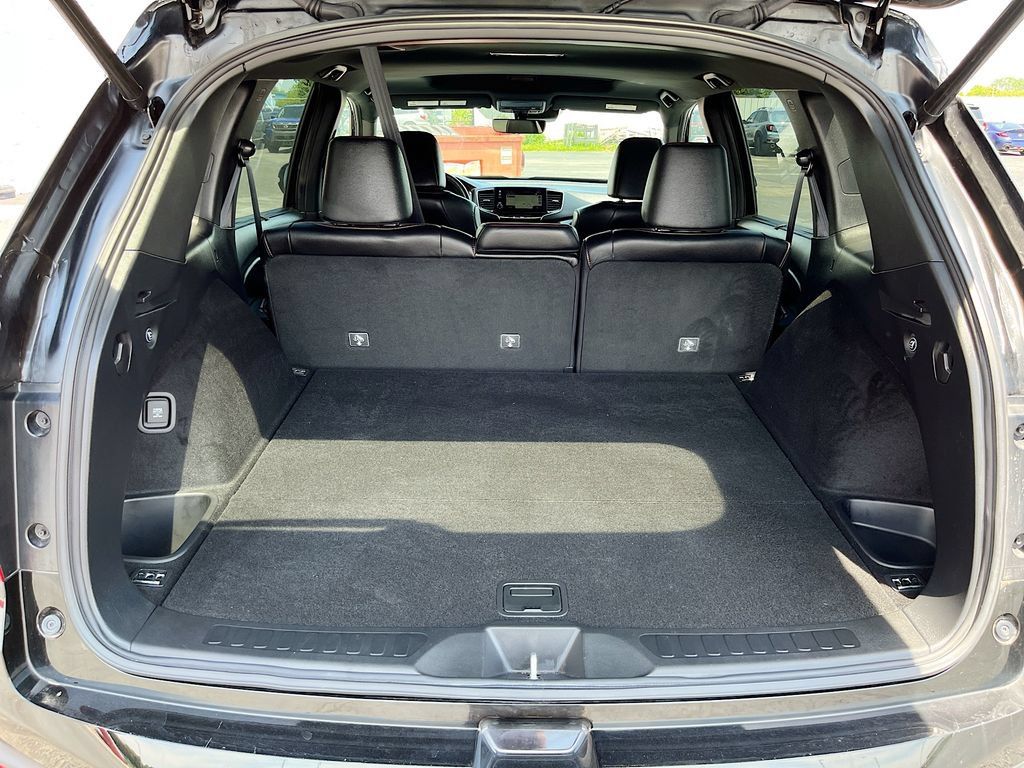 Used 2025 Honda Passport Black Edition image 28