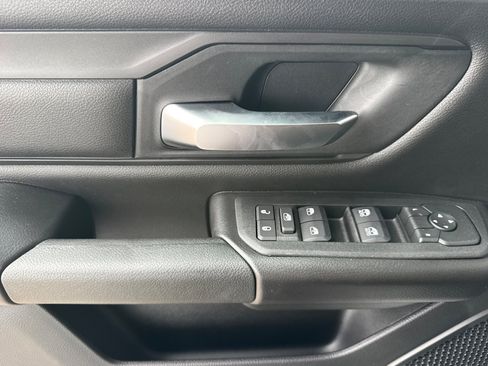 New 2026 RAM 1500 Express AWD/4WD image 10