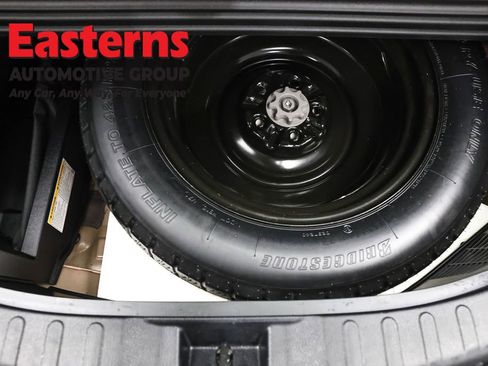 Used 2015 Toyota RAV4 Limited image 26