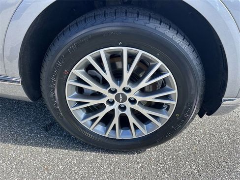 Used 2024 Genesis GV80 2.5T image 12