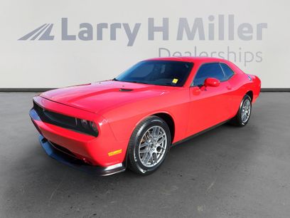 Used 2014 Dodge Challenger SXT