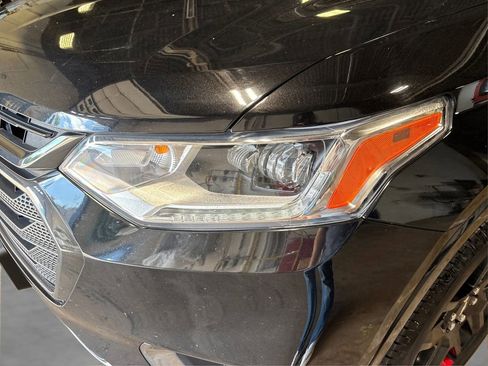 Used 2020 Chevrolet Traverse Premier w/ Redline Edition AWD/4WD image 21