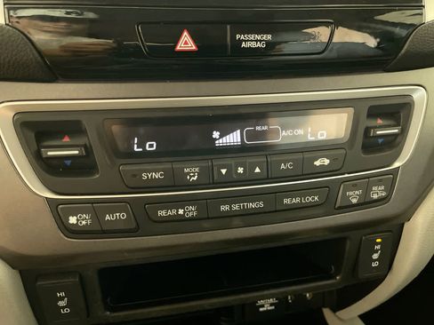 Used 2017 Honda Pilot EX-L image 18