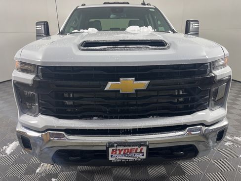 New 2026 Chevrolet Silverado 3500 W/T image 10