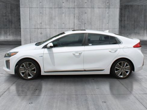 Used 2017 Hyundai Ioniq Limited w/ Ultimate Package 03 FWD image 2