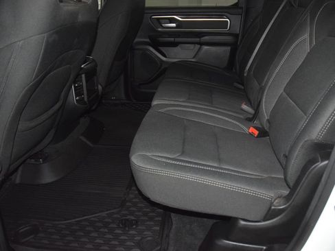 Used 2020 RAM 1500 Big Horn AWD/4WD image 45