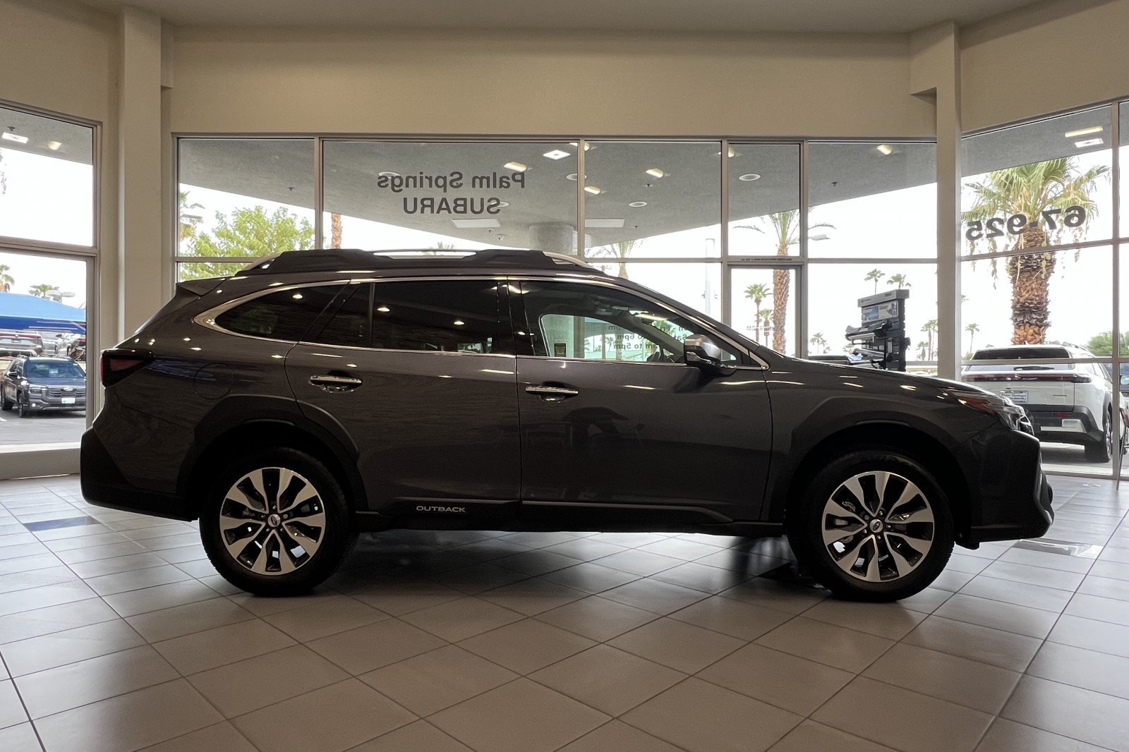 Used 2025 Subaru Outback Touring XT AWD/4WD image 6