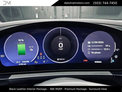 Used 2025 Porsche Macan 4 Electric AWD/4WD image 36