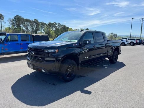 Used 2019 Chevrolet Silverado 1500 LT Trail Boss AWD/4WD image 2