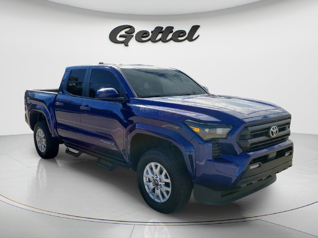 Certified 2025 Toyota Tacoma SR5 AWD/4WD image 3