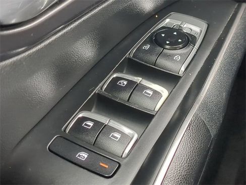 Used 2022 Kia Sorento LX image 21