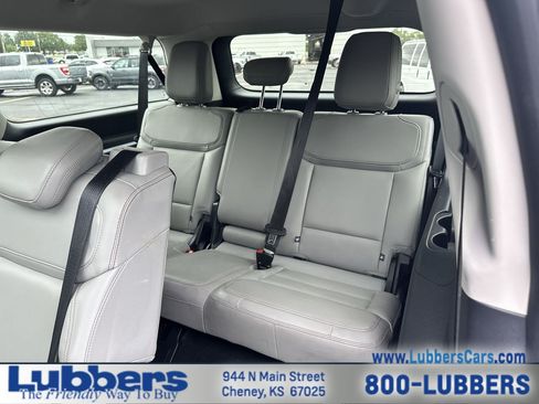 Used 2025 Ford Expedition Max Active RWD image 23