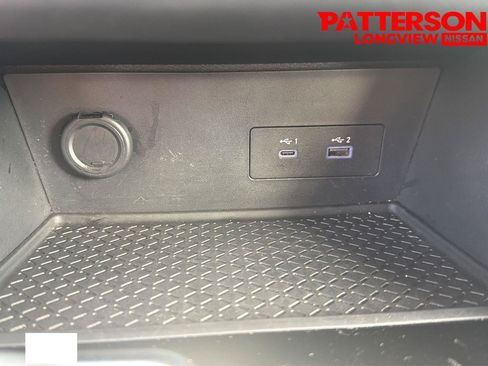 Used 2024 Nissan Pathfinder SV FWD image 12