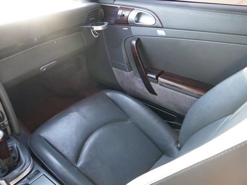 Used 2006 Porsche 911 Carrera 4S AWD/4WD image 16