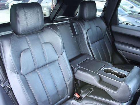 Used 2015 Land Rover Range Rover Sport Supercharged image 29