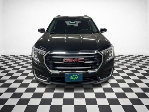 Certified 2023 GMC Terrain SLE w/ Driver Convenience Package AWD/4WD image 4