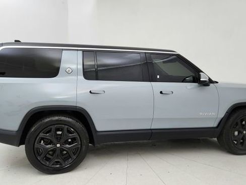 Used 2024 Rivian R1S Adventure image 36