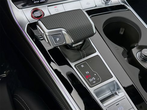New 2025 Audi S6 Premium Plus image 17