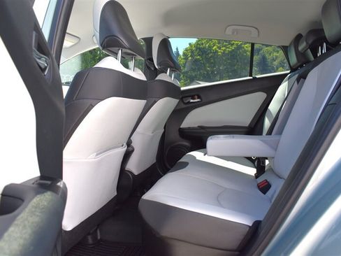 Used 2021 Toyota Prius Limited FWD image 23