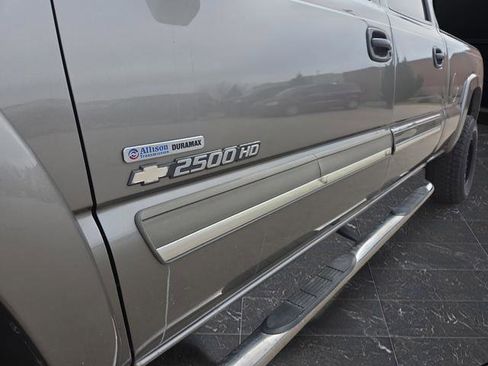 Used 2007 Chevrolet Silverado 2500 LT w/ Heavy-Duty Power Package image 37