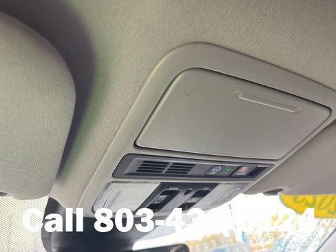 Used 2023 Honda Odyssey Elite image 32