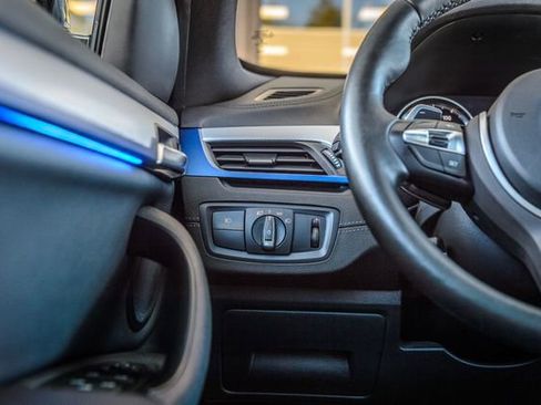 Used 2021 BMW X1 sDrive28i w/ M Sport Package image 28